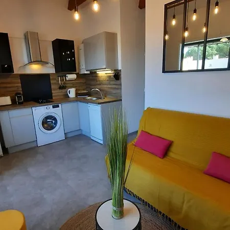 Les Estivales Cap D'agde * אגדה